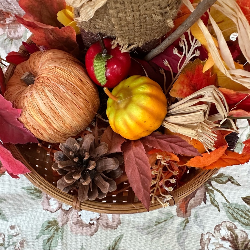 Scarecrow Fall Centerpiece - Picture 3 of 13